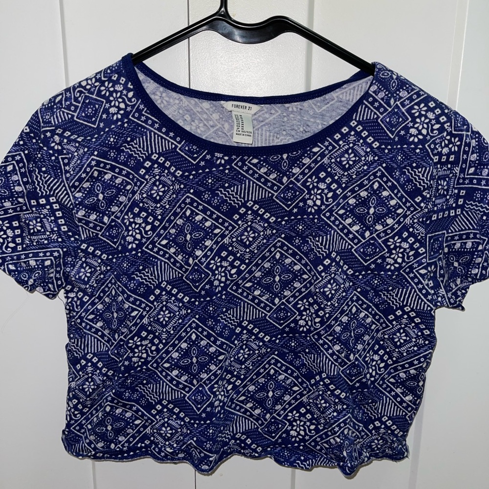 Women’s Forever 21 Crop Tee